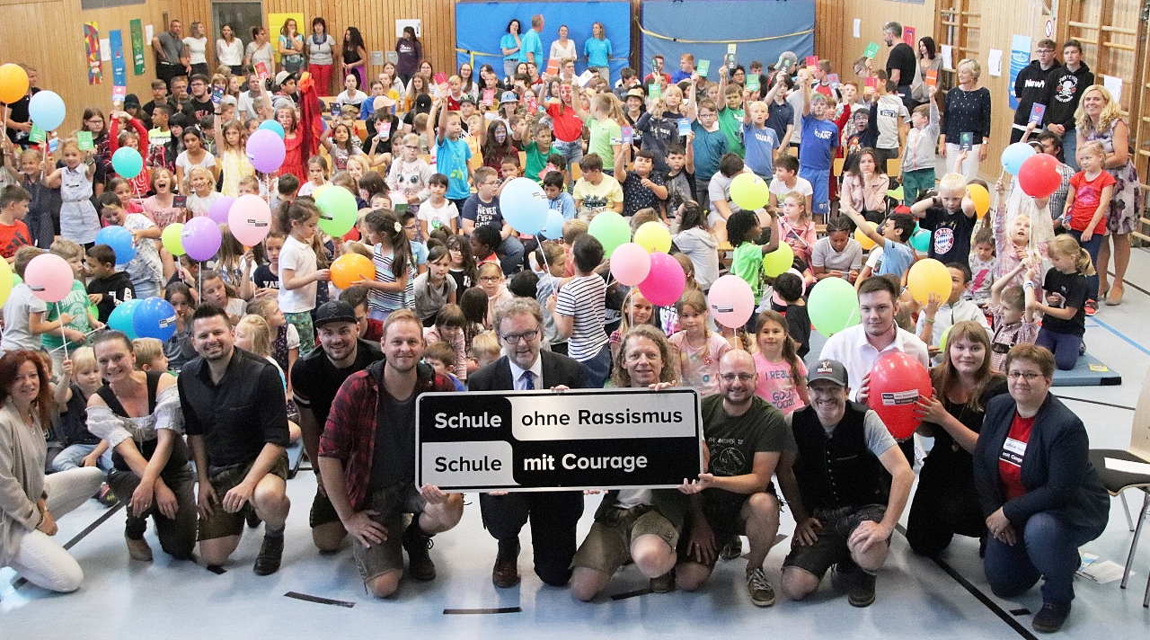 „Schule ohne Rassismus – Schule mit Courage“ Markus Gottwald Schule Eschenbach