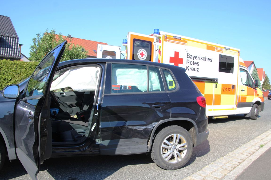 Unfall Grafenwöhr Siedlung Verletzter Totalschaden