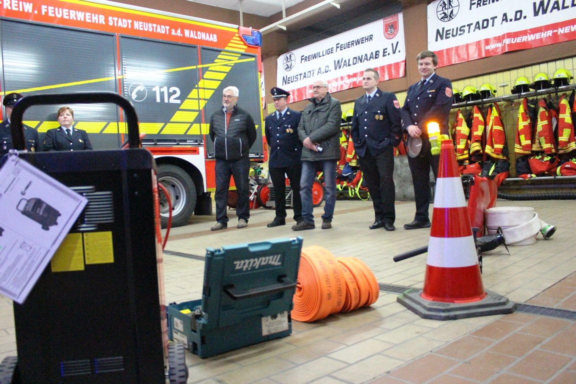 Geräte neu Feuerwehr Neustadt
