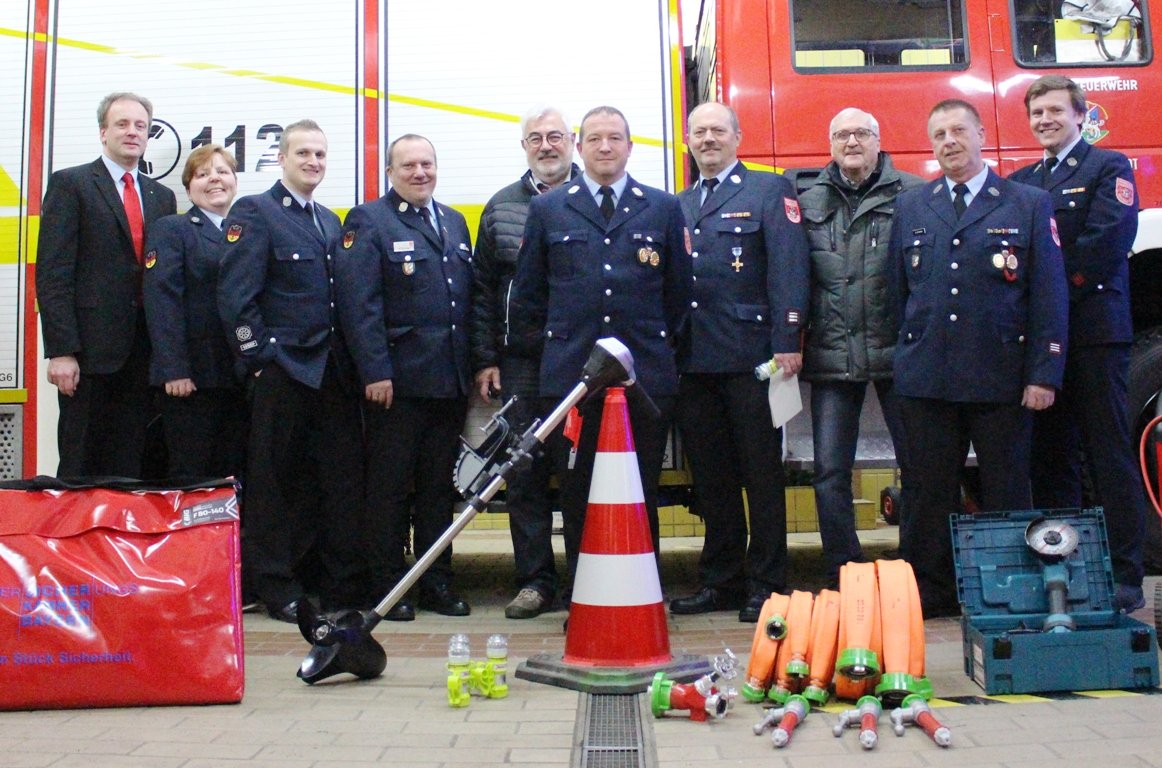 Geräte neu Feuerwehr Neustadt