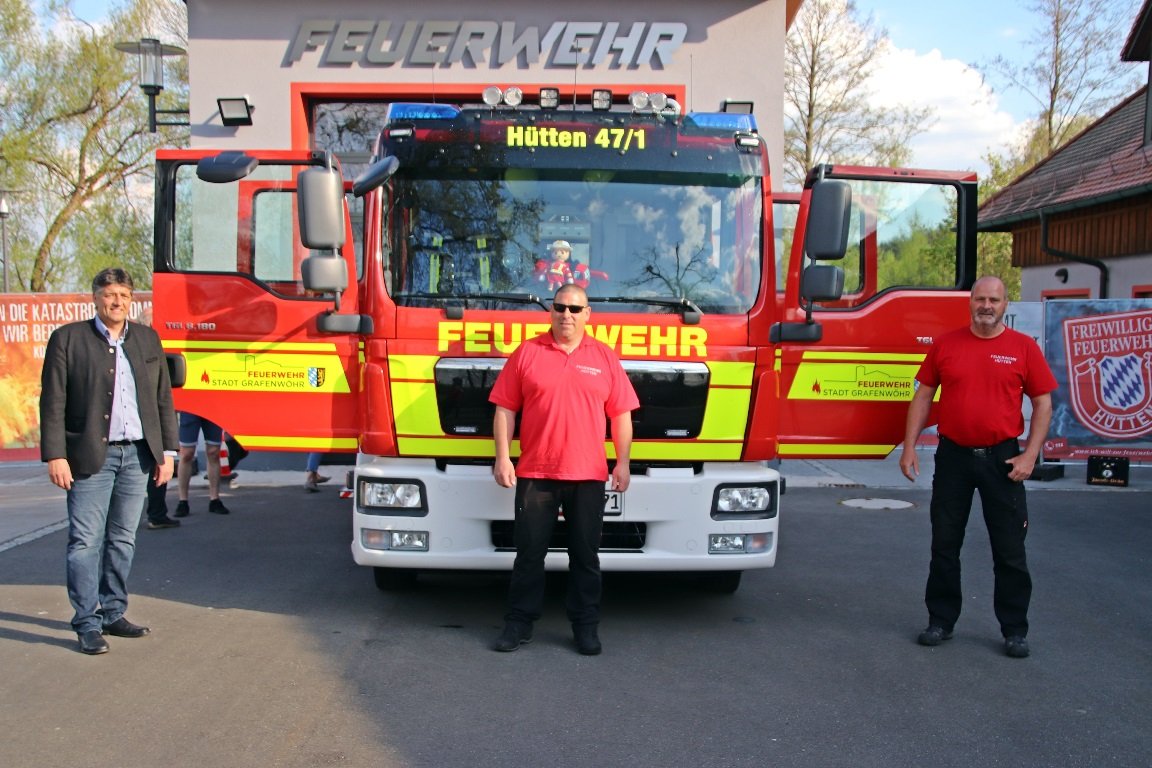 Neues Fahrzeug Feuerwehr Hütten