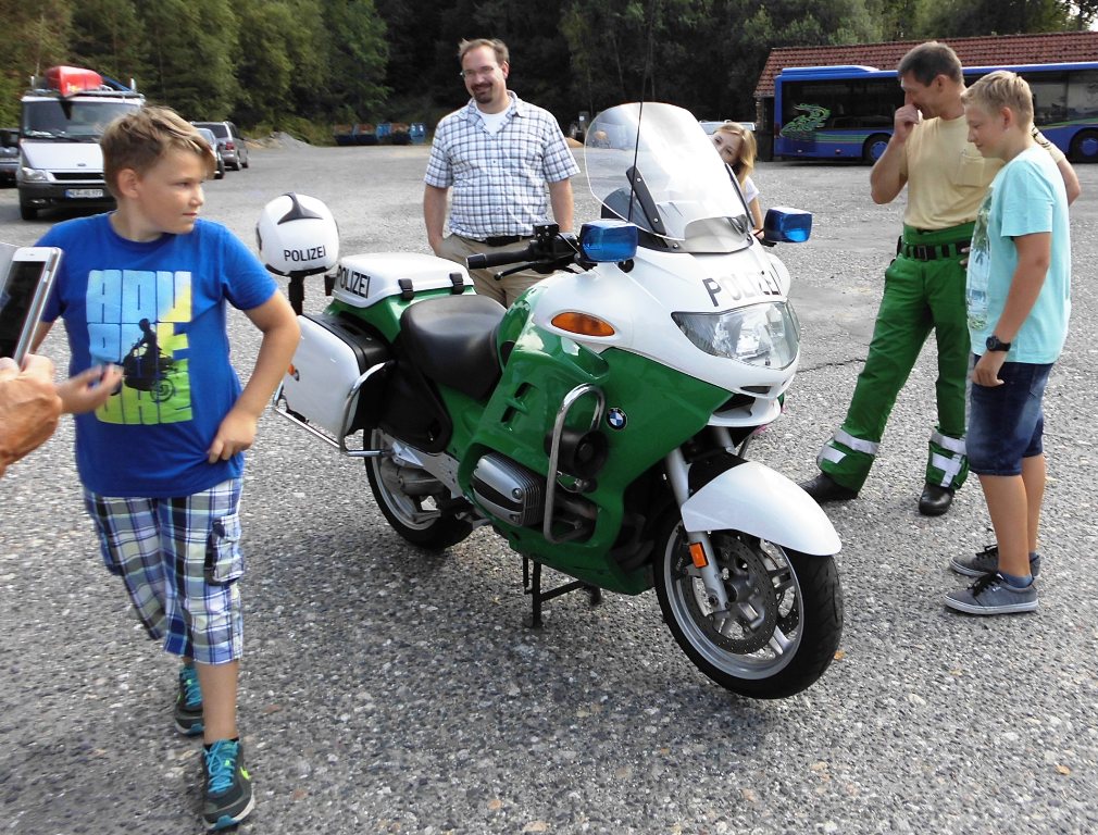 Siedlerfest Störnstein Polizei-Motorrad