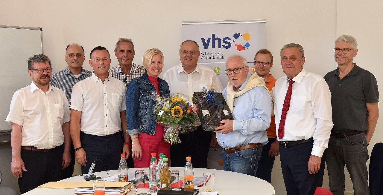 Aufsichtsrat VHS Weiden Abschied Hermann Hubmann