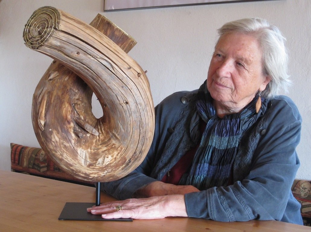 Anna Kaltenecker Fantasien aus Holz