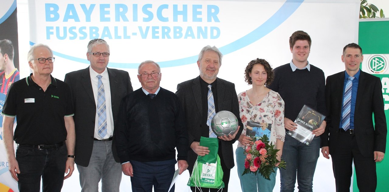 BFV Bayerischer Fussball Verband _Danke_Schiri_Landesehrung Ehrung Bild BFV