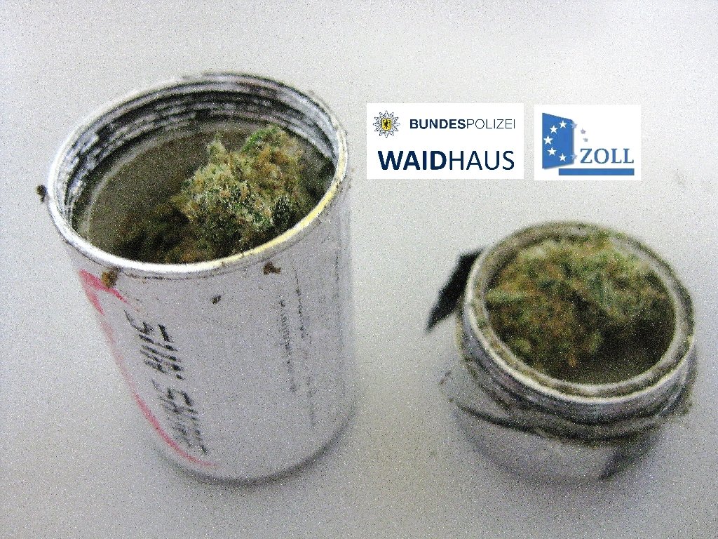 Batterie, Versteck, Bundespolizei Waidhaus, Drogen, Marihuana