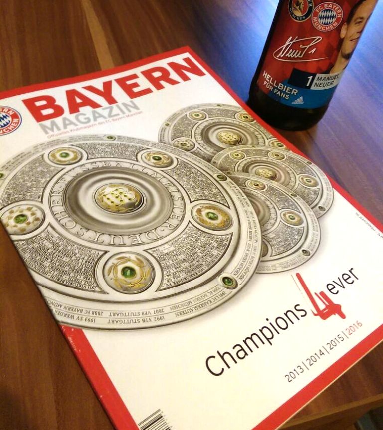 Bayern Magazin, lesen, Zeitschrift, Bier, Fußball, FC
