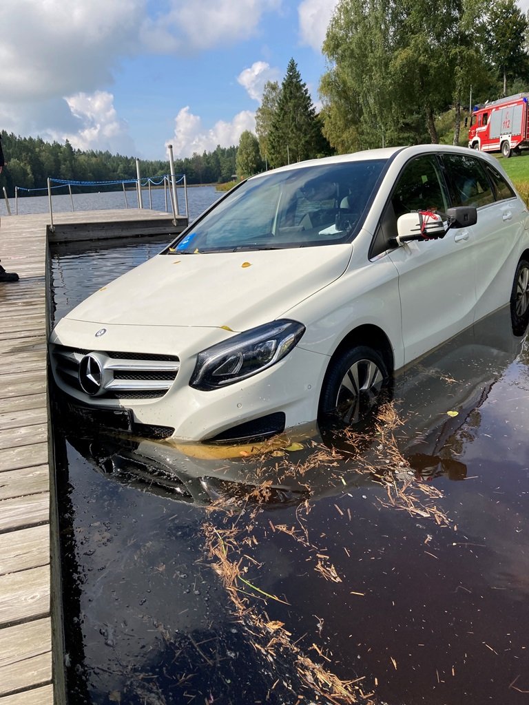 Gaisweiher Flossenbürg Auto Polizei Neustadt Unfall