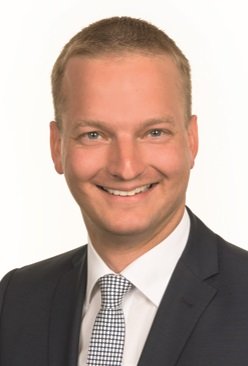 Bild Hans-Jürgen Sattler Teamleiter Versicherungen für Privatkunden Bild Volksbank Raiffeisenbank Nordoberpfalz eG
