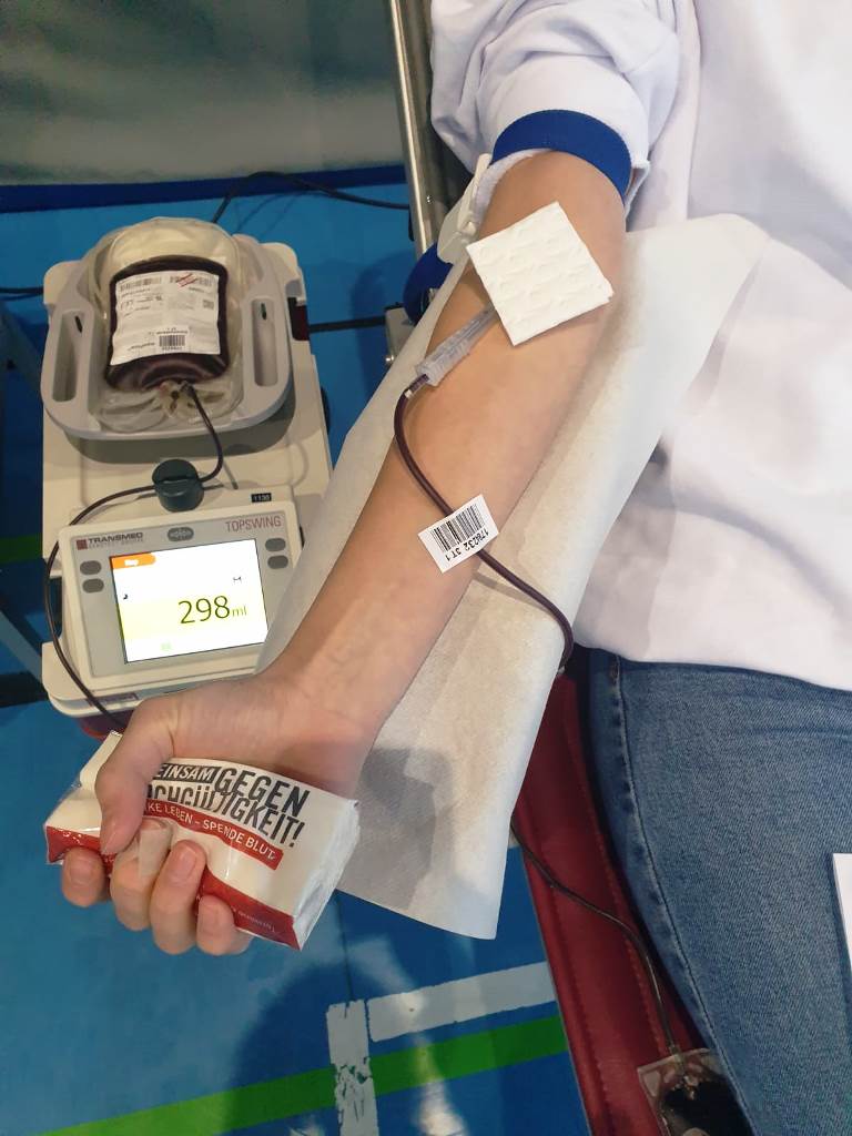 Blutspende Blutspenden Spenden Rotes Kreuz BRK Blutspende-Termine2