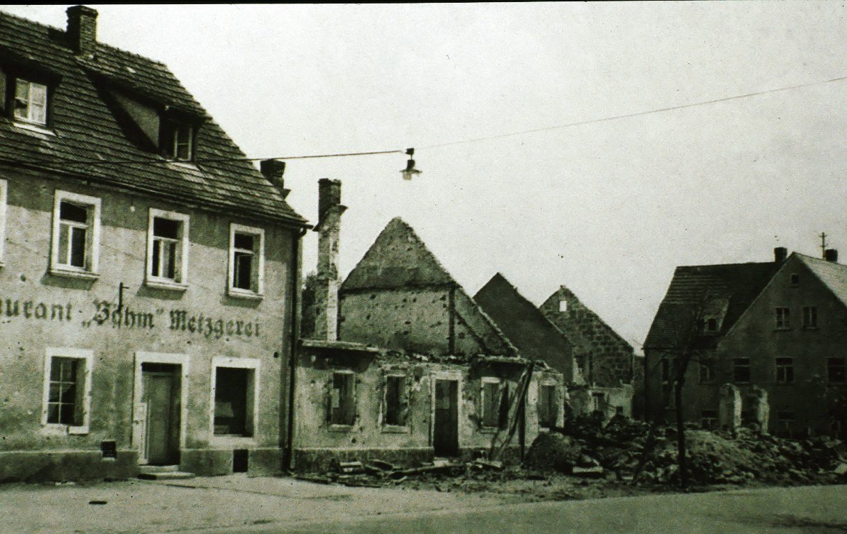 Bombenangriffe Grafenwöhr 1945 NeueAmberge Straße Restaurant Böhm