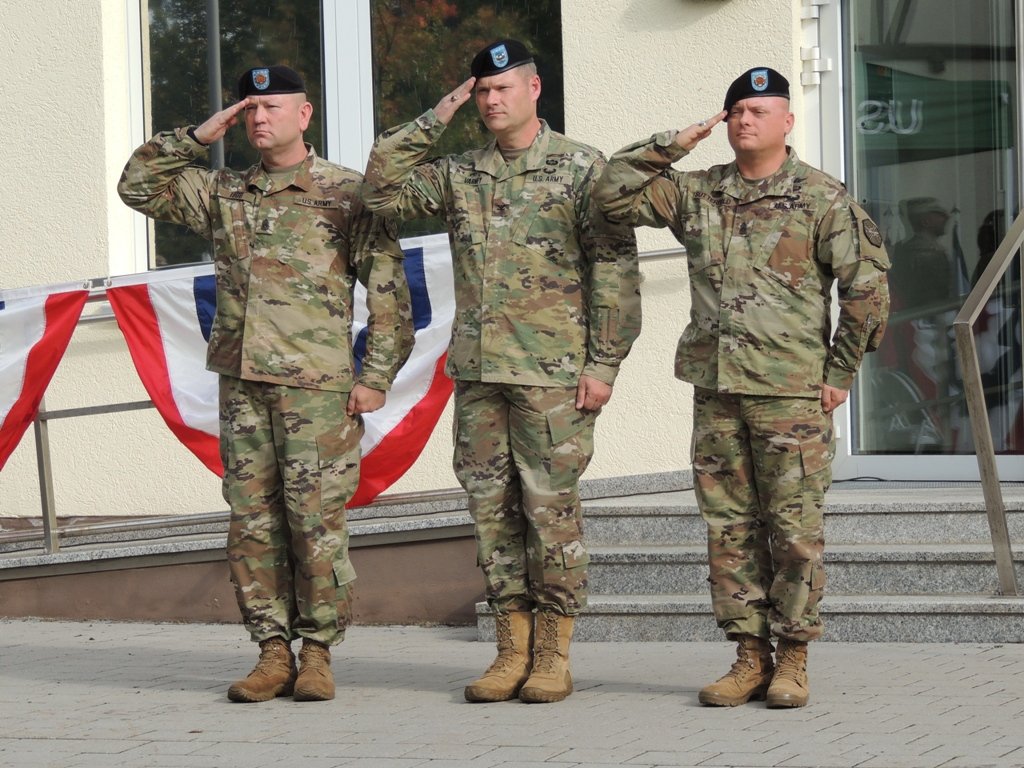 CSM-Wechsel US-Armee-Garnison Bavaria -CSM-Fahnenübergabe Grafenwöhr Bild Gerald Morgenstern