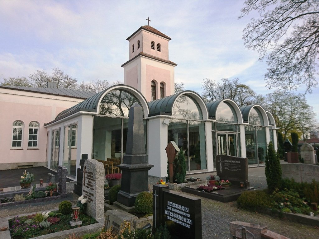 Aussegnungshalle Stadtfriedhof2