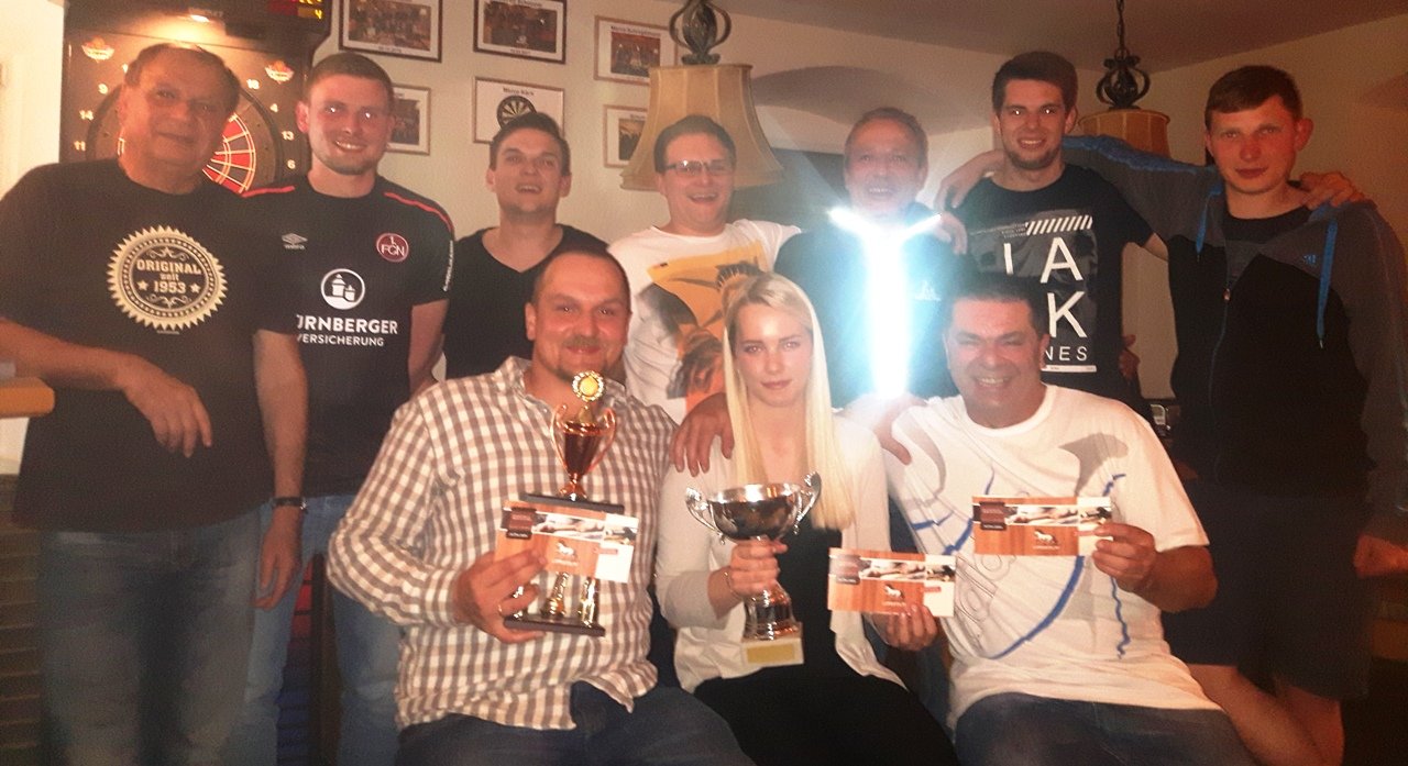 Verena Kreuzer überrascht bei Wurzer Dart-Meisterschaften OberpfalzECHO