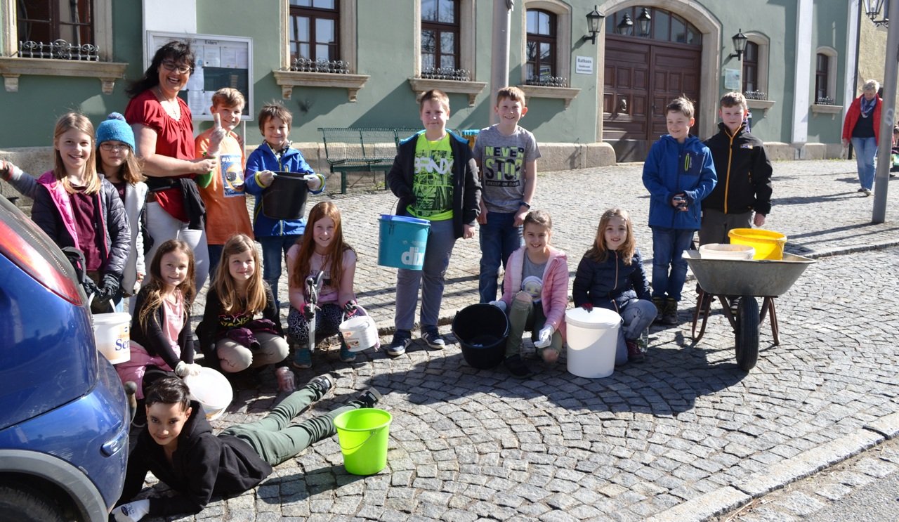 Eslarn Ramadama 2018 Aktion Müll Schüler räumen auf Grundschule Elsarn 3. Klasse