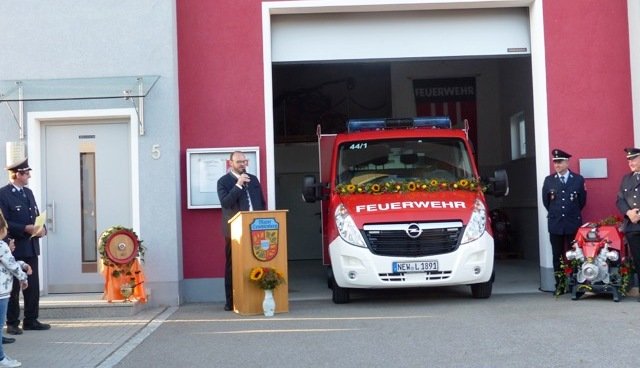 Fahrzeugweihe Feuerwehr Lerau (3)
