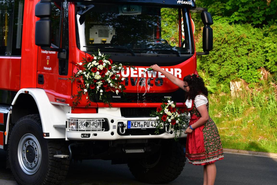 Fahrzeugweihe Feuerwehr Pullenreuth 2