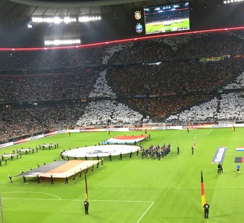 Fanfahrt nach München 112 Fußballfans aus Tirschenreuth und dem Stiftland München Fußball-Länderspiel Deutschland gegen Frankreich Bild Thorsten Ziegler