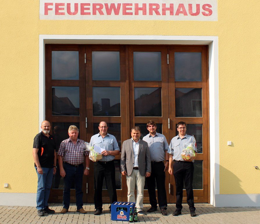 Feuerwehrhaus Dietersdorf Windischeschenbach Neuanstrich Bild FFW Dietersdorf