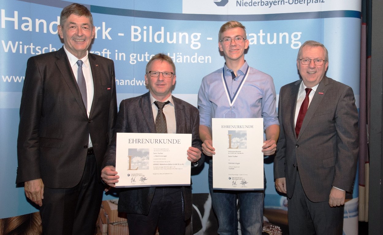 Handwerkskammer zeichnet 55 Sieger des Leistungswettbewerbs des Deutschen Handwerks in Deggendorf aus