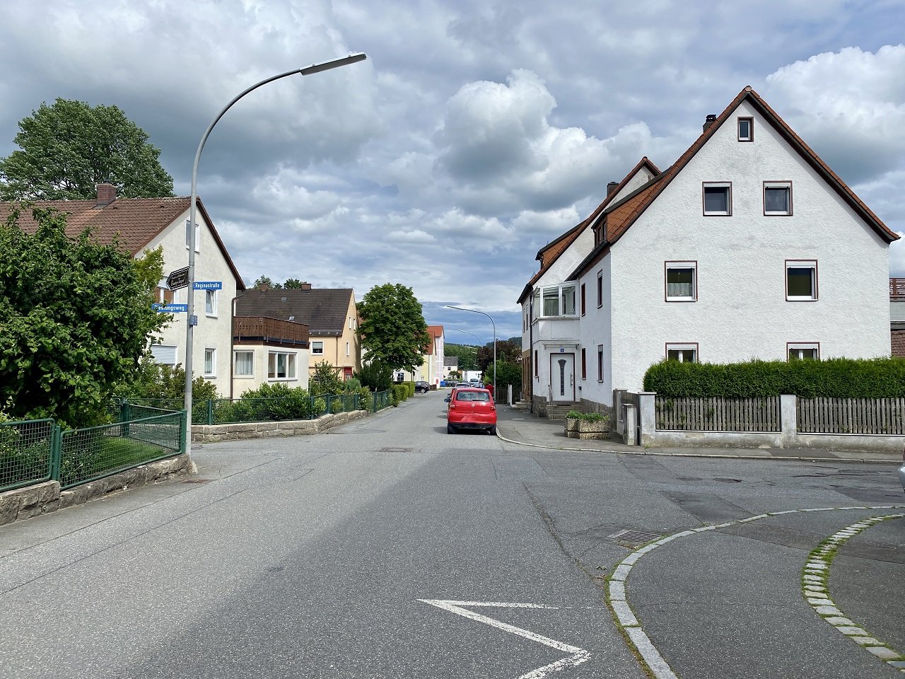 Gemeinde vor teurer Kanalsanierung Forstweg Altenstadt Waldnaab Stadtratssitzung Bild Gabi Eichl
