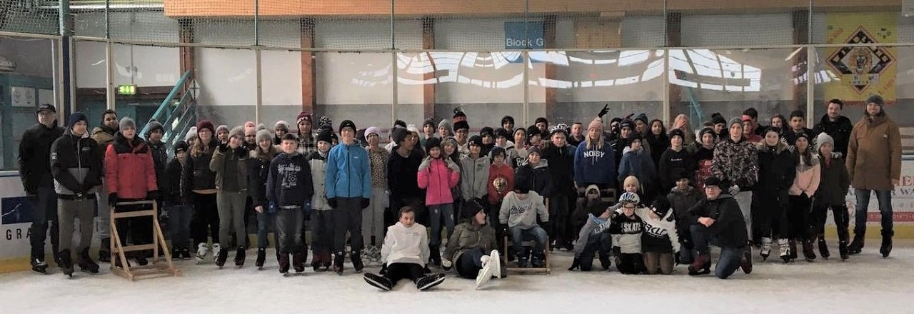 Grafenwöhr_Mittelschule_Schüler gehen Eislaufen