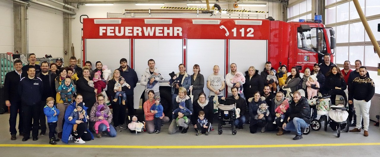 Grafenwöhr_Stadt und Feuerwehren_Rauchmelderübergabe und Begrüßungsgeld
