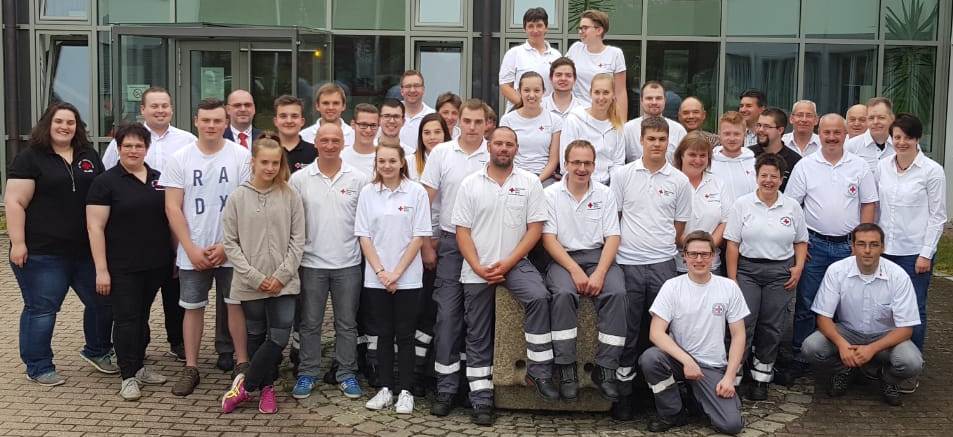 Gruppenbild_mit_Helfern Rettungssanitäter Ausbildung Weiterbildung BRK Kreisverband Weiden und NeustadtWN