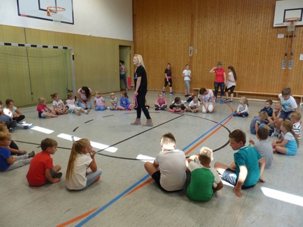 Gymnastikgruppe Leuchtenberg Ferienprogramm 1