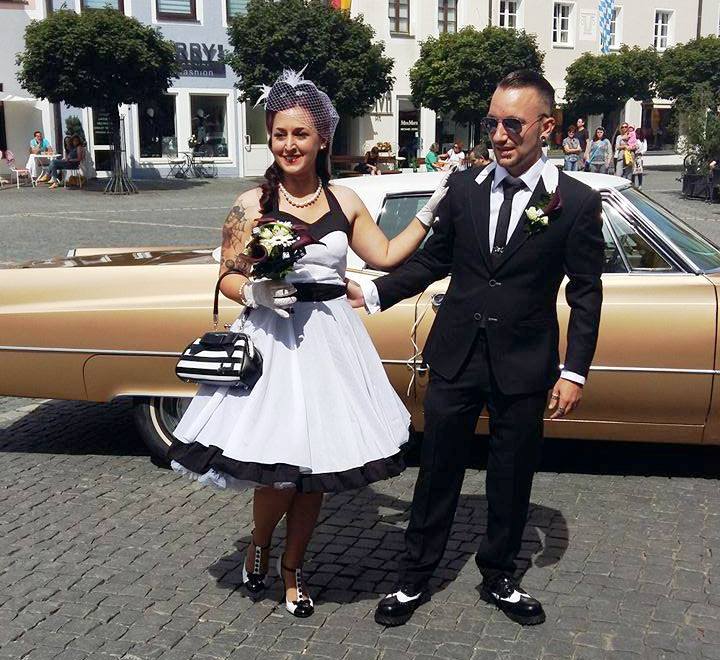 Carina Schneck und Stanley Fenzel haben am 20. August 2016 standesamtlich im Alten Rathaus in Weiden geheiratet.