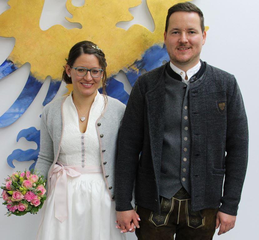 Ulrike und Markus haben am 10. Oktober geheiratet. Bild: Standesamt Erbendorf. 