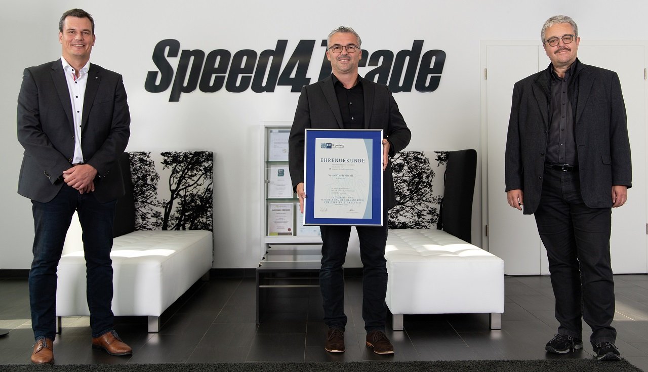 15 Jahre Speed4Trade IHK Urkunde Florian Rieder Sandro Kunz Stefan Sommer