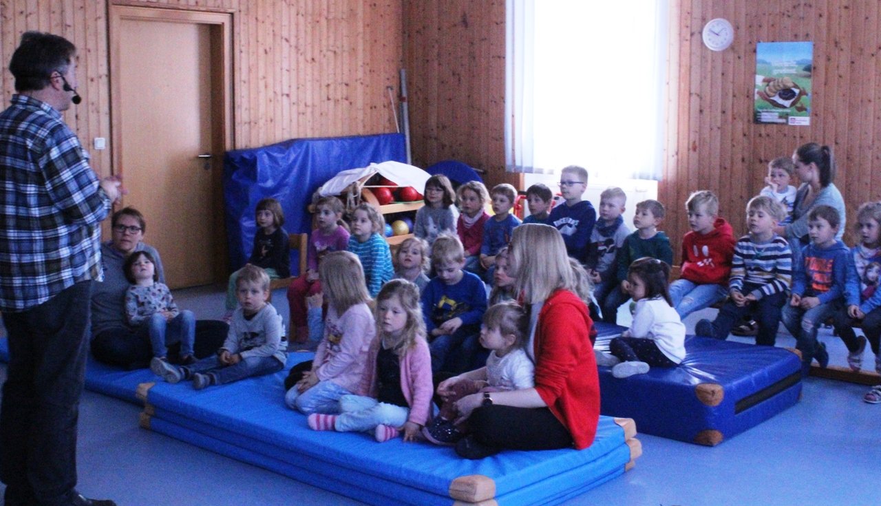 Kasperltheater Kindergarten Wurz
