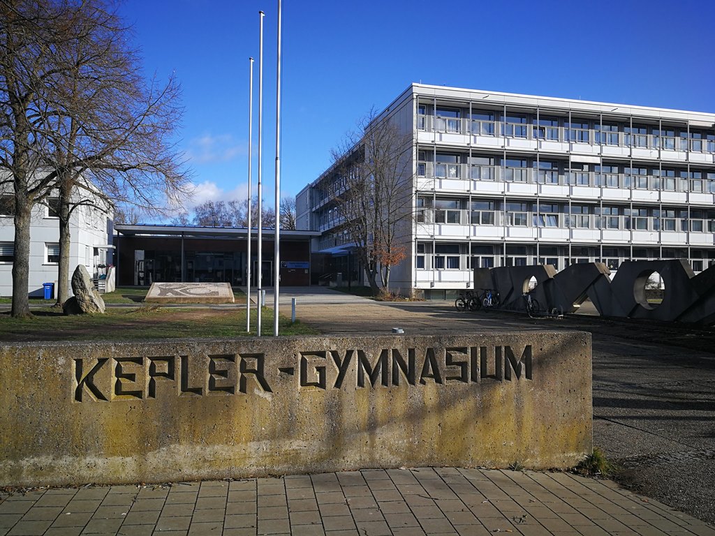 Kepler Gymnasium Weiden Symbol Symbolbild 13