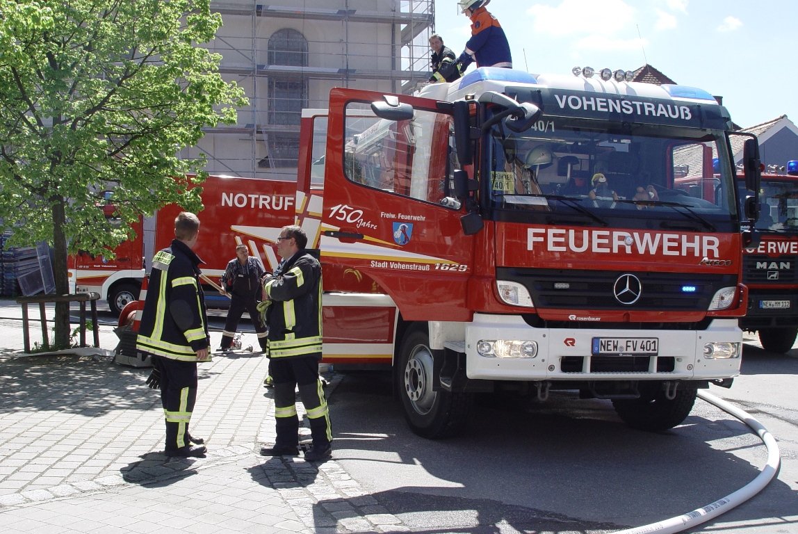 Kirchenbrand Moosbach Brand Feuerwehr Polizei Bild Jürgen Masching 5