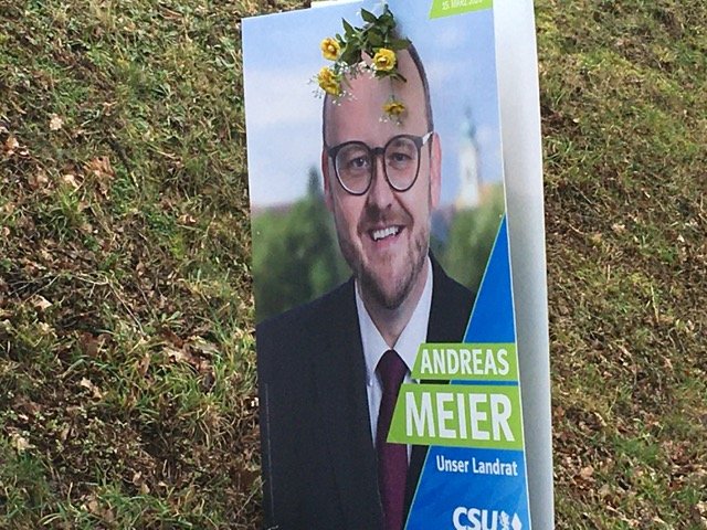 Landrat Meier Blumen Wahlplakat Sieglinde Schärtl