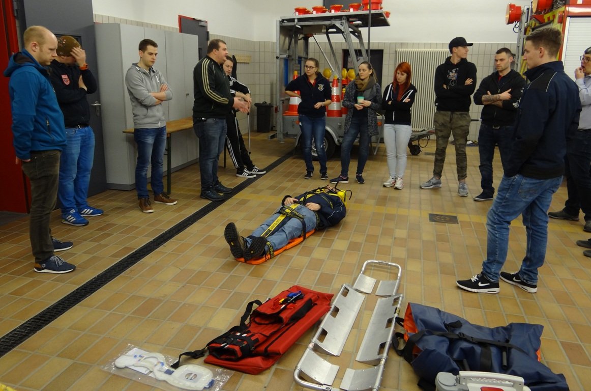 Luhe-Wildenau - Luhe - Pilotlehrgang Qualifizierte Erste Hilfe im Feuerwehrdienst