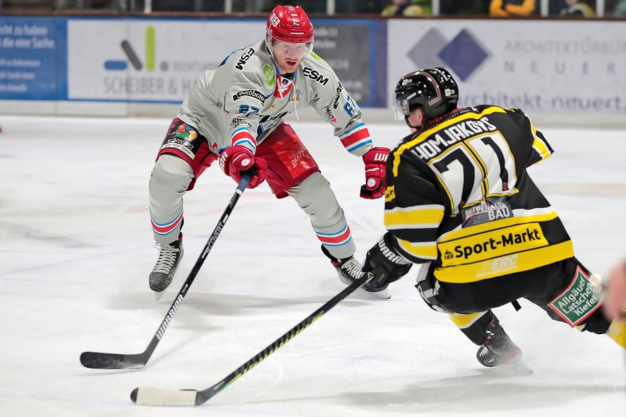 Marius Schmidt Blue Devils Weiden Neuzugang neuer Spieler Offensive Eishockey Weiden Bild Mario Wiedel
