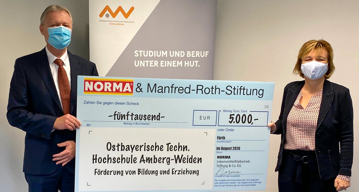 Norma Anton Gleixner Manfred-Roth-Stiftung Spende OTH Amberg Weiden Prof. Dr. Christiane Hellbach