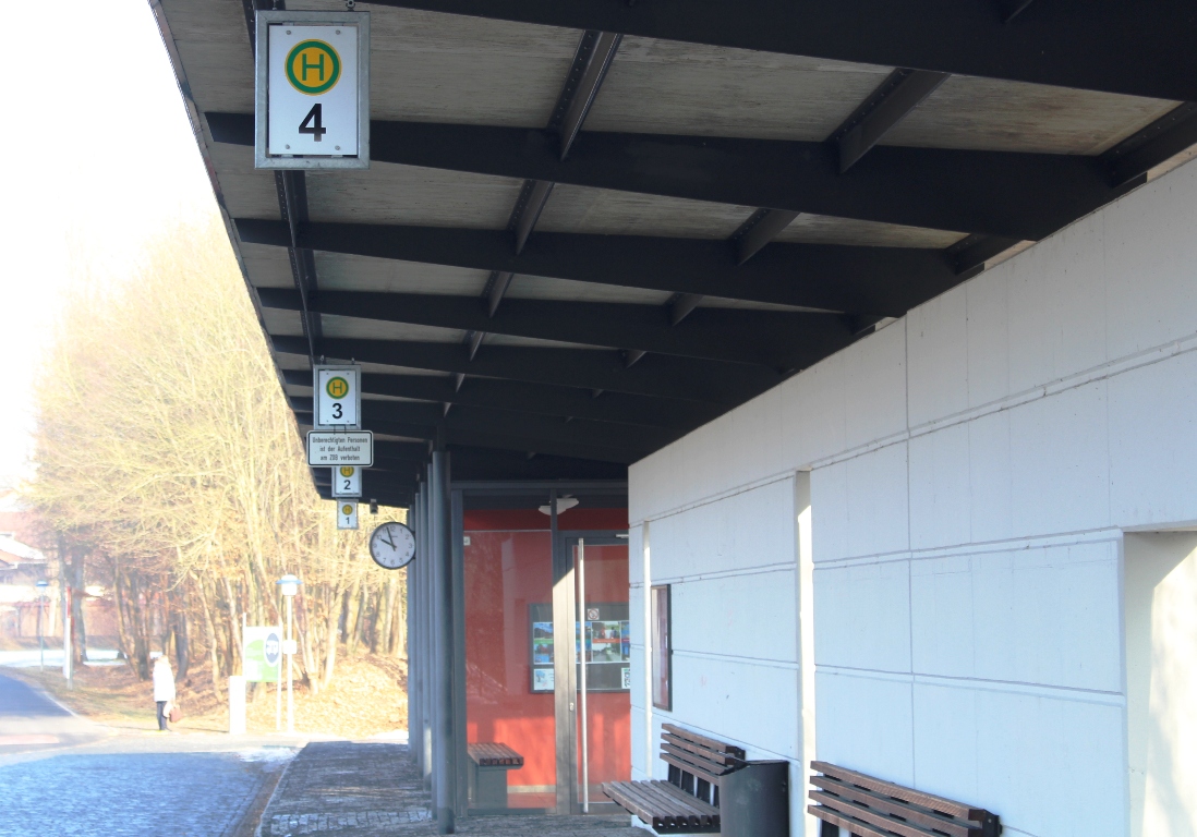 Omnibushaltestelle Tirschenreuth2