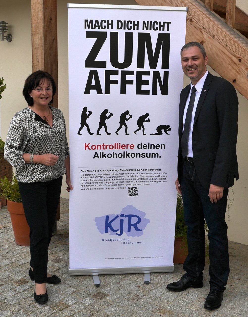 Bundesdrogenbeauftragte Marlene Mortler und 1. Vorsitzender KJR Tirschenreuth Jürgen Preisinger.