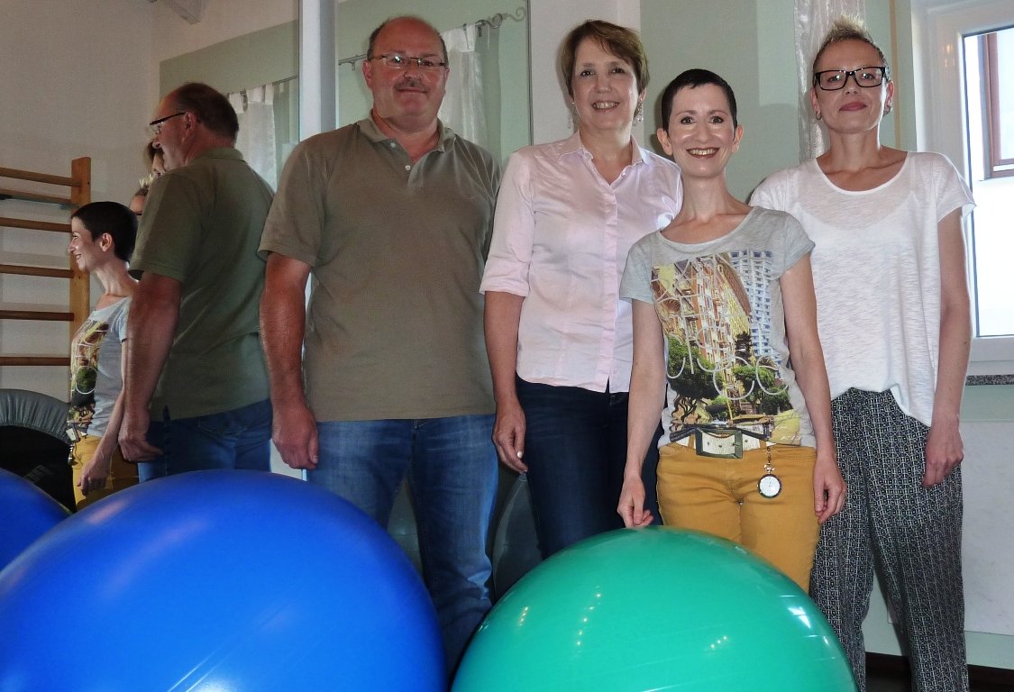 von links: Harald Hammer, MdL Annette Karl, Dominique Lesley und Roma Hesl