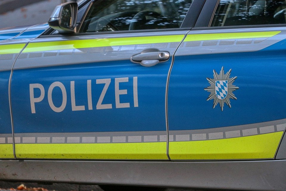 Polizei Polizeiauto Streifenwagen Symbol Symbolbild Blaulicht