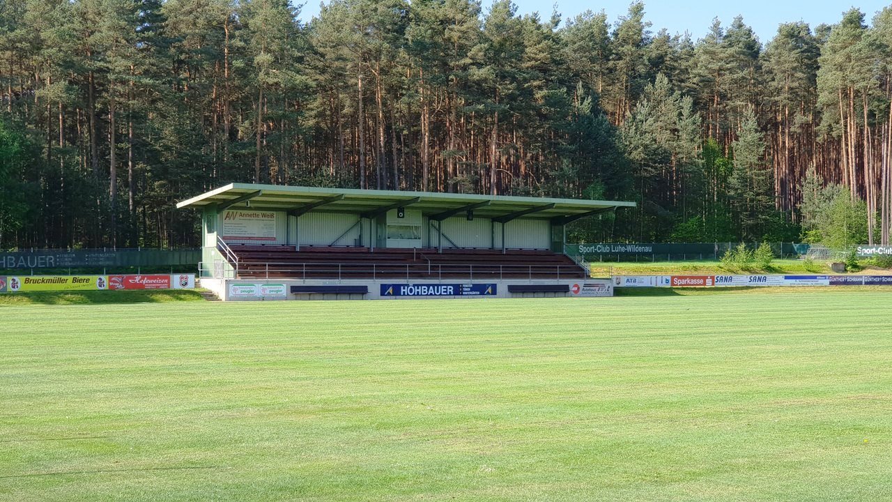 SC Luhe-Wildenau Fußball Sportheim Fußballplatz 2