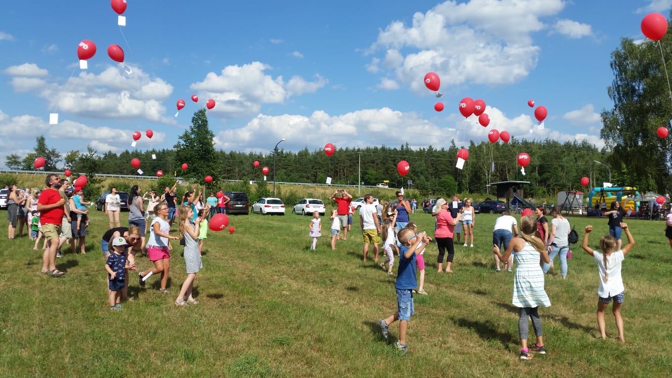 SPD Gartenfest Grafenwöhr 99 Luftballons Kinder