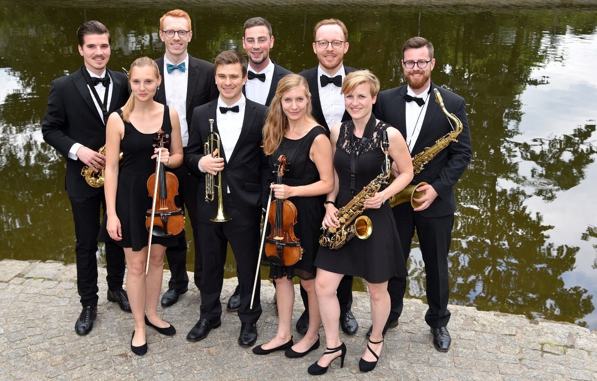 Sommerserenaden Weiden Max-Reger-Park 2019 Kaisers Salonorchester(1)