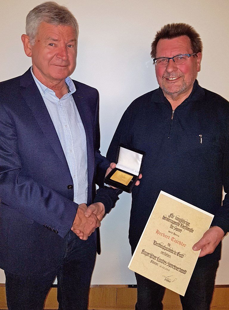 Tischler BLSV Weiden Auszeichnung Goldmedaille Geehrt Ehrung Mitglied Bild Stephan Landgraf