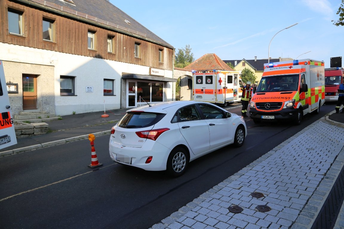 UNfall Fuchsmühl Feuerwehreinsatz Anfahrt (8)