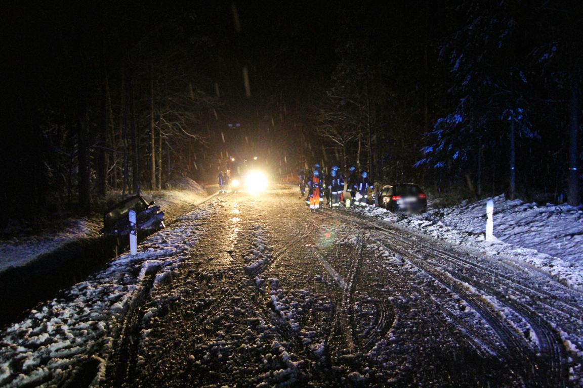 Unfall NEW 16 Grafenwöhr Dießfurt Dacia Audi4