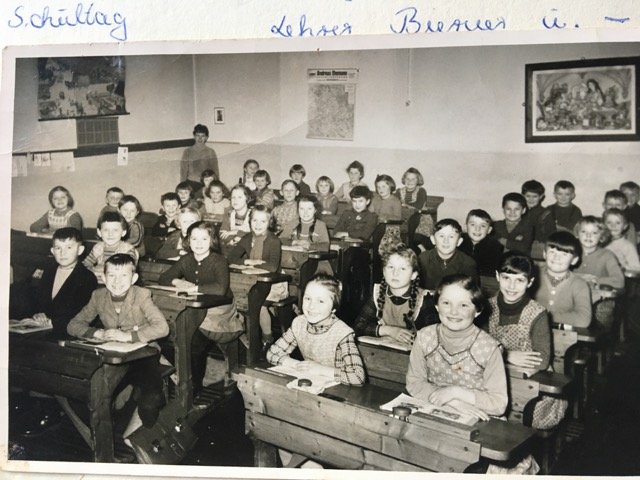 erste, zweite und dritte Klasse im Februar 1961